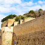 Vilamurada • Terraza Con Vistas Al Casco Antiguo Hébergement de vacances Dénia